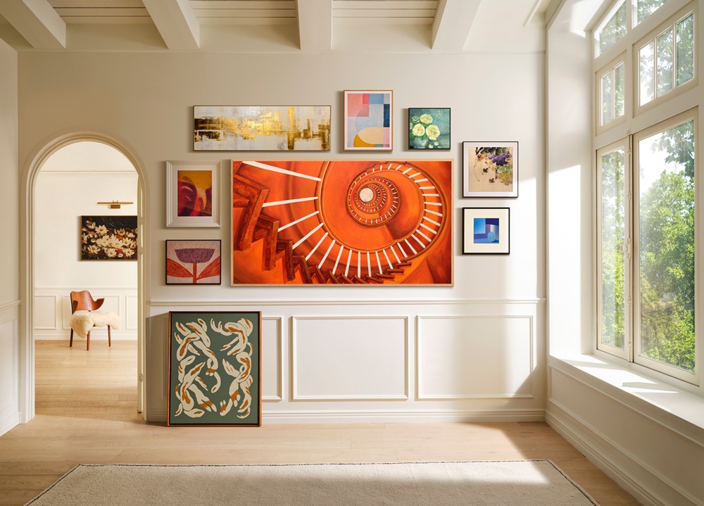 三星艺术电视在巴黎展出 三星艺术电视在巴黎展出