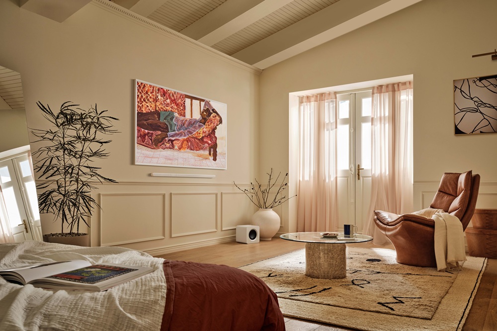 三星艺术电视在巴黎展出 三星艺术电视在巴黎展出