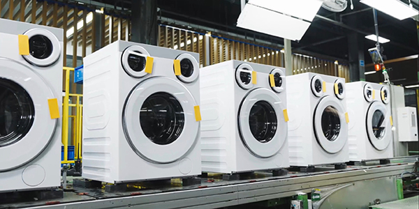 2025年家电界“名场面”:哪个最让你意外? 2025年家电界“名场面”:哪个最让你意外?