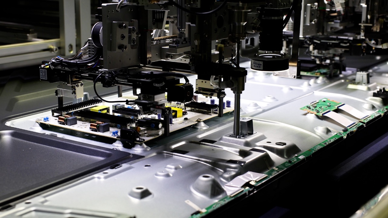 达沃斯高光时刻!海信电视斩获全球电视行业唯一“灯塔工厂”奖杯 达沃斯高光时刻!海信电视斩获全球电视行业唯一“灯塔工厂”奖杯