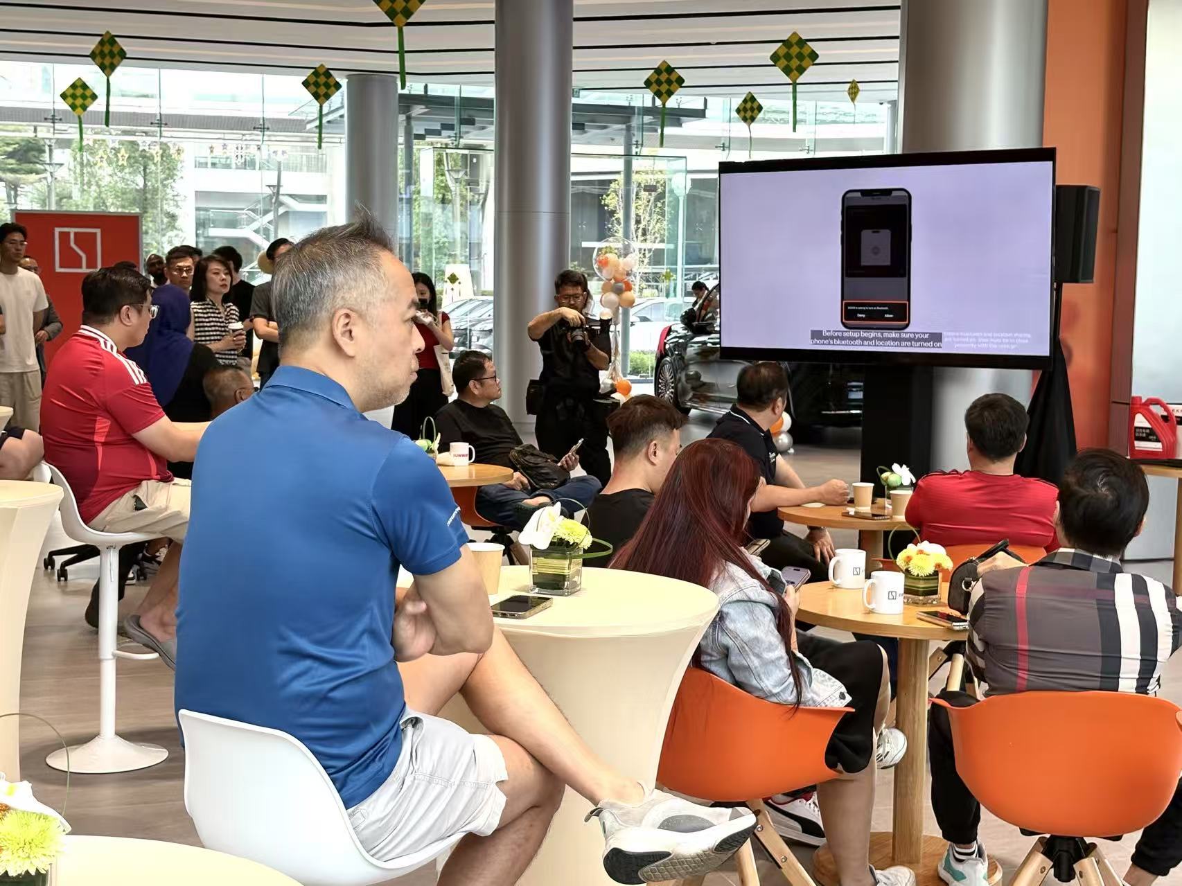 极氪7X国内卖20万国外卖50万，我看到中国制造的B面