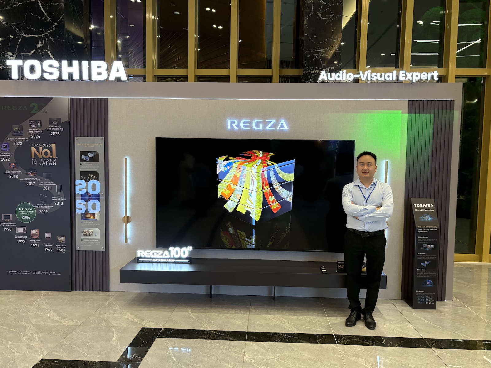 越南河内这一夜，我看到了东芝电视的老朋友和新朋友